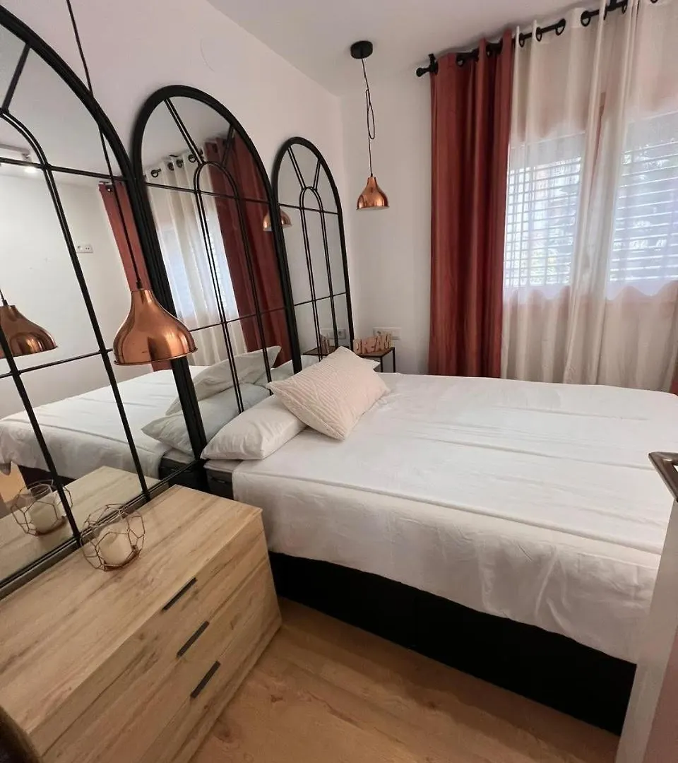 Limonero Villa Cambrils Spain
